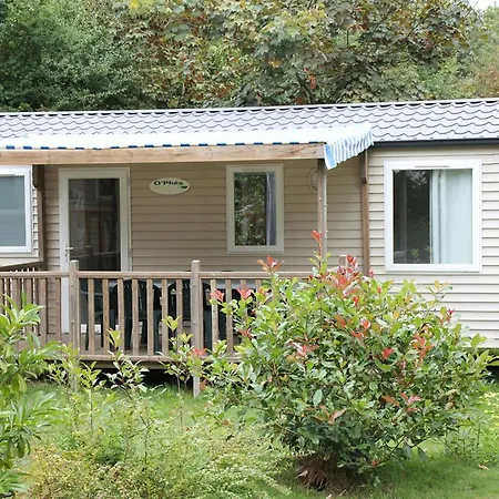 مكان تخييم Mobil Spacieux Avec Terrasse Pour 8 Personnes - Api-1-52-1358