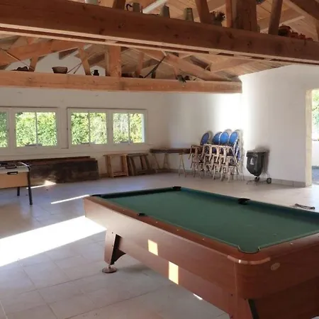 مكان تخييم Mobil Spacieux Avec Terrasse Pour 8 Personnes - Api-1-52-1358