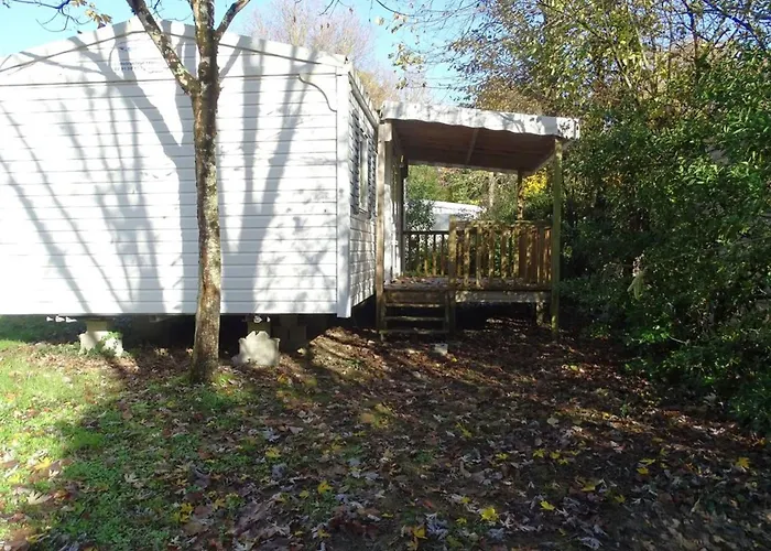 Mobil Spacieux Avec Terrasse Pour 8 Personnes - Api-1-52-1358 *